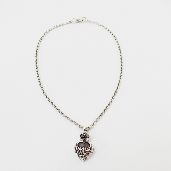 実際に弊社で買取させて頂いた【ギャラ付】Leathers and Treasures/レザーズアンドトレジャーズ Mini frame heart pendant w/Stone Redの画像 7枚目