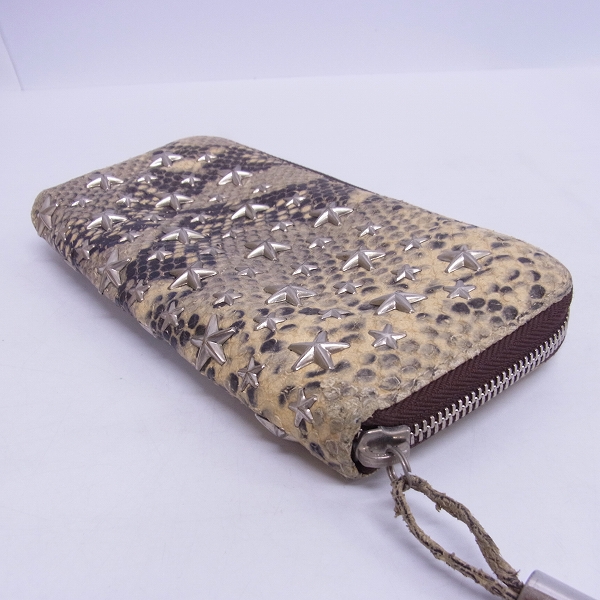 実際に弊社で買取させて頂いたJIMMY CHOO/ジミーチュウ パイソン/スタースタッズ ラウンドジップウォレットの画像 2枚目