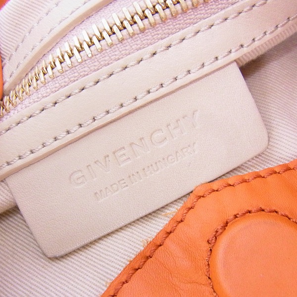 実際に弊社で買取させて頂いたGIVENCHY/ジバンシー ティナン サイドジップ レザートートバッグ の画像 4枚目