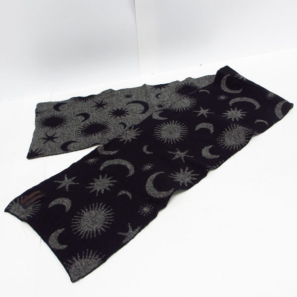 実際に弊社で買取させて頂いたUNDERCOVER/アンダーカバー ムーン/スター/月/星 柄 マフラーの画像 1枚目