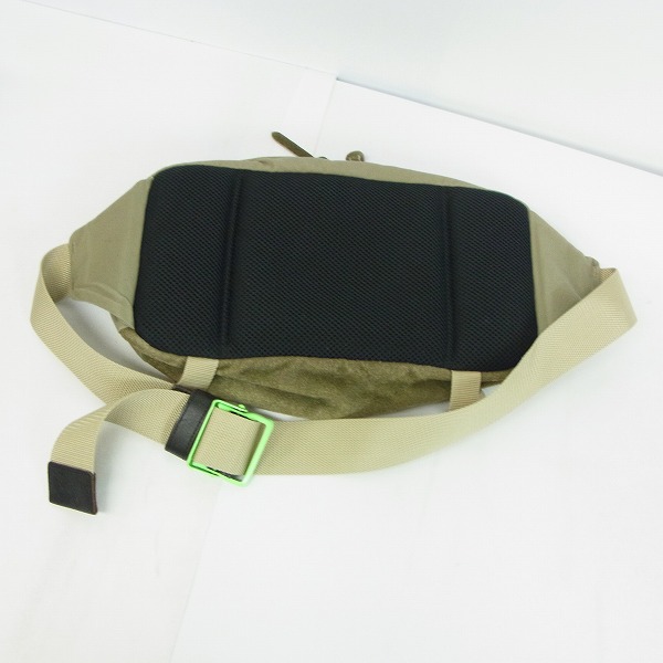 実際に弊社で買取させて頂いたSTUSSY×master-piece ステューシー マスターピース ボディバッグの画像 1枚目