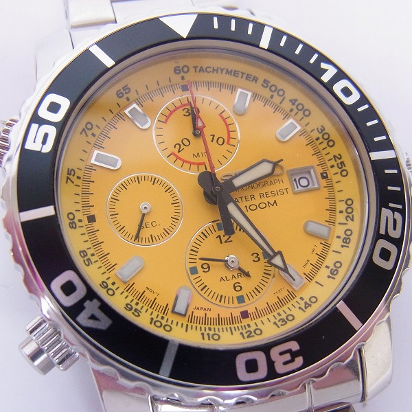 SEIKO セイコー 50M クロノグラフ 7T92-0CA0 クォーツ 腕時計 SEIKO セイコー クォーツクロノグラフ 7T92-0CA0のバンド洗浄