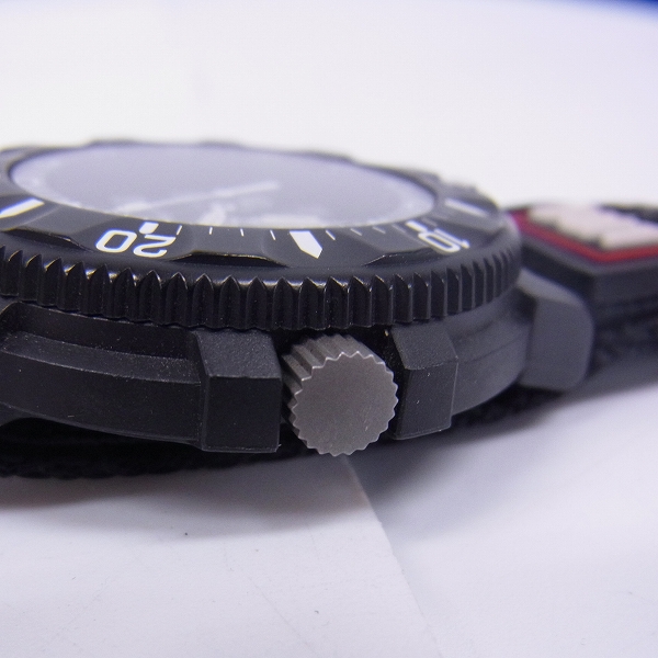 実際に弊社で買取させて頂いたLUMINOX/ルミノックス ネイビーシールズ 3901 腕時計【動作未確認】の画像 6枚目