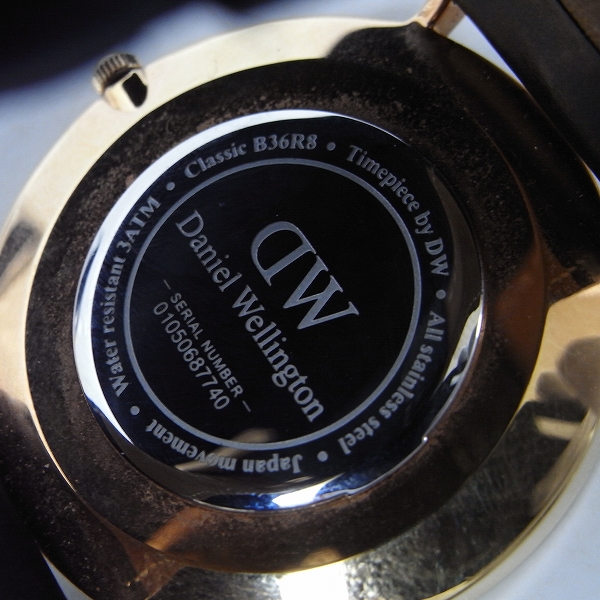 実際に弊社で買取させて頂いたDaniel Wellington/ダニエルウェリントン レザーベルト クォーツ/腕時計/ウォッチ B36R8の画像 3枚目