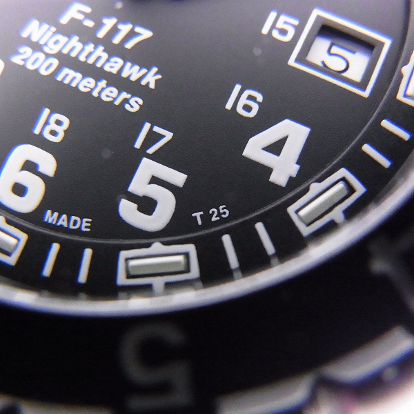 実際に弊社で買取させて頂いたLUMINOX/ルミノックス F-117 ナイトホーク 6400-200 腕時計/黒【動作未確認】の画像 5枚目