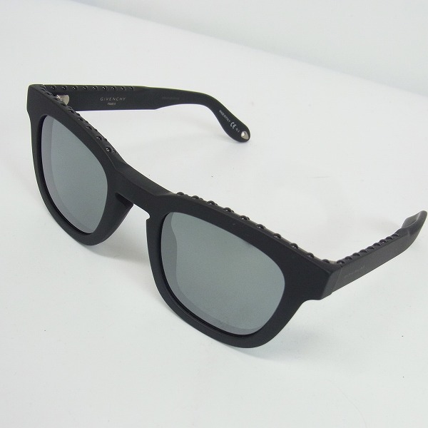 実際に弊社で買取させて頂いたGIVENCHY/ジバンシー サングラス/アイウェア/GV7006/S 807T4