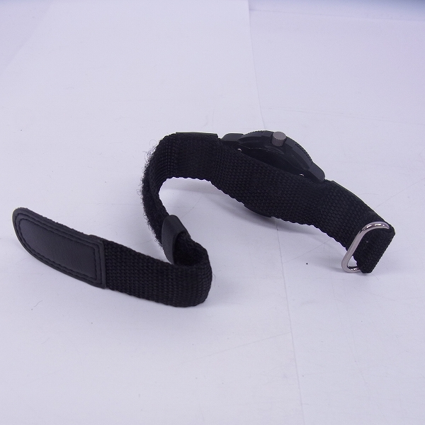 実際に弊社で買取させて頂いたLUMINOX/ルミノックス ネイビーシールズ 3901 腕時計【動作未確認】の画像 2枚目