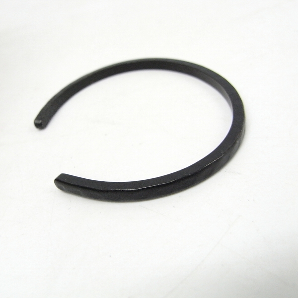 実際に弊社で買取させて頂いたFACTOTUM/ファクトタム ブラスバングル/ブラックの画像 2枚目