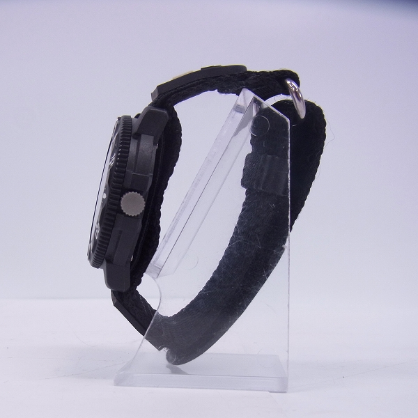 実際に弊社で買取させて頂いたLUMINOX/ルミノックス ネイビーシールズ 3901 腕時計【動作未確認】の画像 1枚目