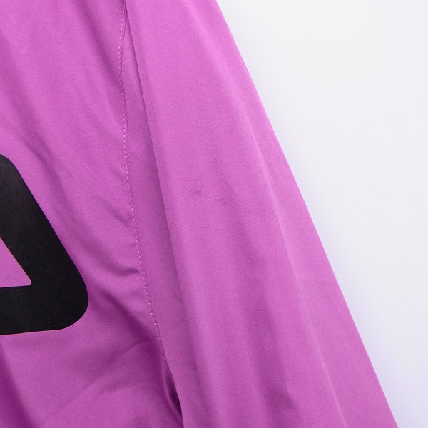 実際に弊社で買取させて頂いたFILA/フィラ ビッグロゴ コーチジャケット Size：LLの画像 4枚目