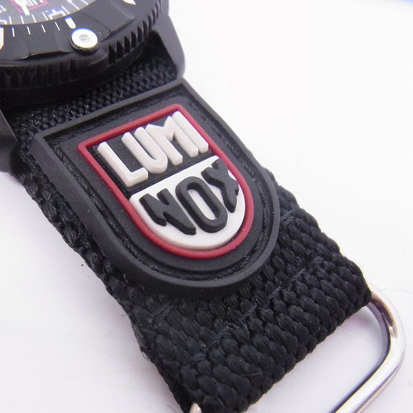 実際に弊社で買取させて頂いたLUMINOX/ルミノックス ネイビーシールズ 3901 腕時計【動作未確認】の画像 4枚目