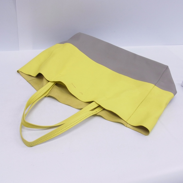 実際に弊社で買取させて頂いたCELINE/セリーヌ ホリゾンタル・カバ トートバッグの画像 2枚目