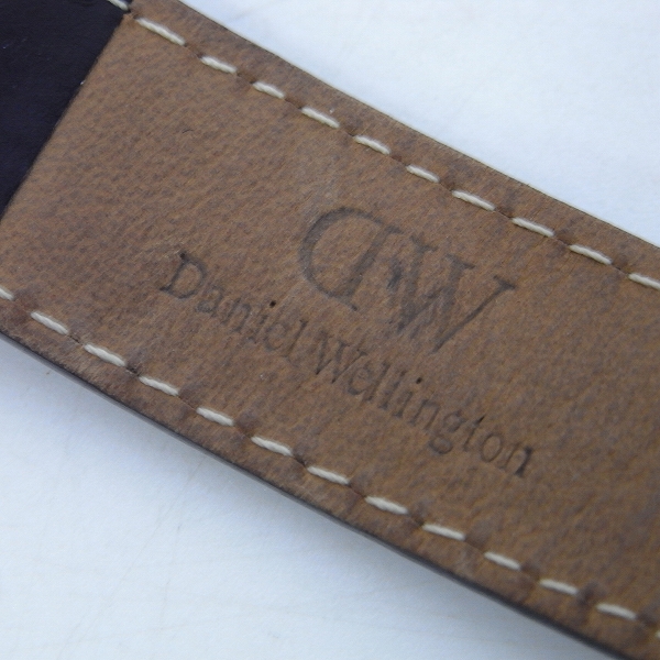 実際に弊社で買取させて頂いたDaniel Wellington/ダニエルウェリントン レザーベルト クォーツ/腕時計/ウォッチ B36R8の画像 4枚目