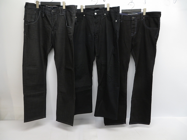 実際に弊社で買取させて頂いたARMANI JEANS/アルマーニジーンズ ボタンフライ COMFORT FIT  等 コットン/デニム パンツ 36/38 3点セット