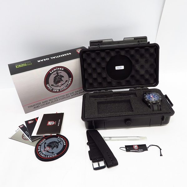 実際に弊社で買取させて頂いたLUMINOX/ルミノックス SERIES 4220 METERS WATER RESISTANT 1GBq H-3 LX/MBM S.O.Cの画像 8枚目