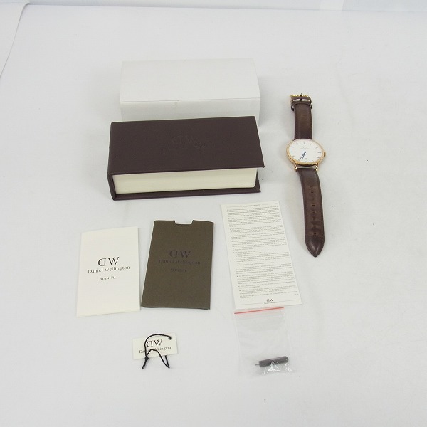 実際に弊社で買取させて頂いたDaniel Wellington/ダニエルウェリントン レザーベルト クォーツ/腕時計/ウォッチ 1103DW 38mmの画像 7枚目