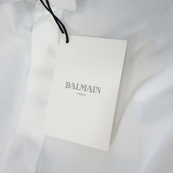 実際に弊社で買取させて頂いた【未使用】BALMAIN/バルマン ウィングカラー ドレス タキシードシャツ POHT178B985/38の画像 6枚目