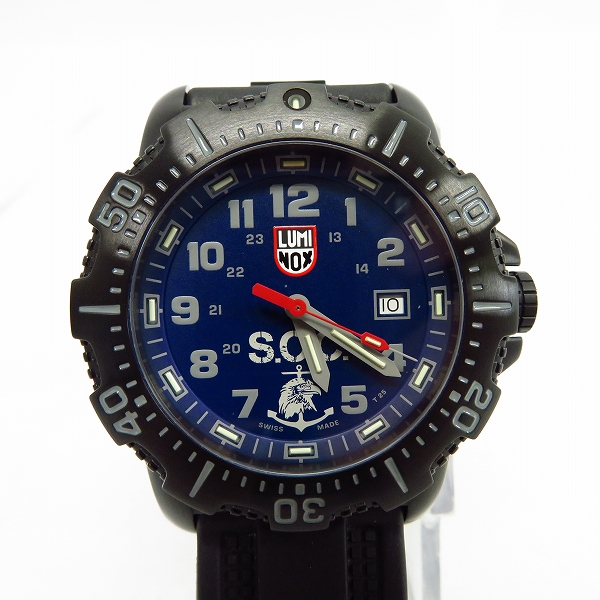 実際に弊社で買取させて頂いたLUMINOX/ルミノックス SERIES 4220 METERS WATER RESISTANT 1GBq H-3 LX/MBM S.O.Cの画像 1枚目