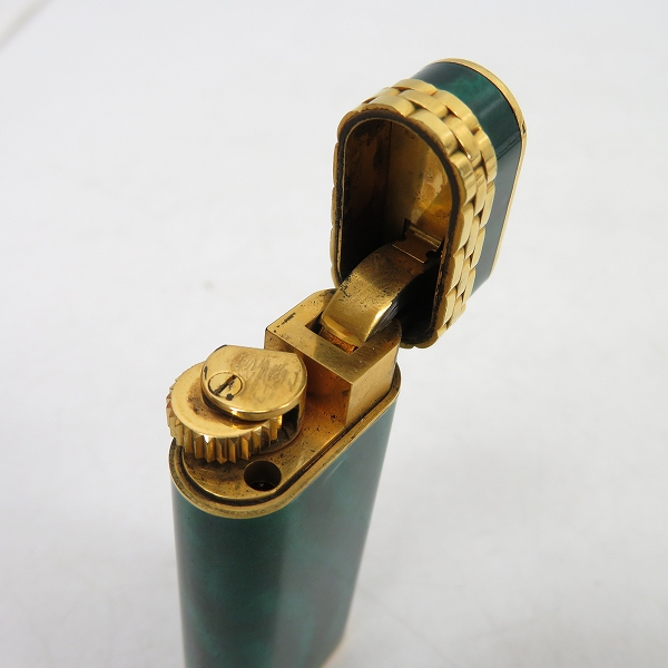 実際に弊社で買取させて頂いたCartier/カルティエ グリーンマーブル×ゴールド/ガスライター の画像 4枚目