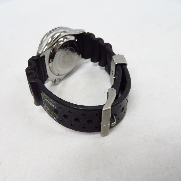 実際に弊社で買取させて頂いたCITIZEN/シチズン プロマスター AIR DIVER'S/エアダイバーズ 8203-824393 200Mの画像 2枚目