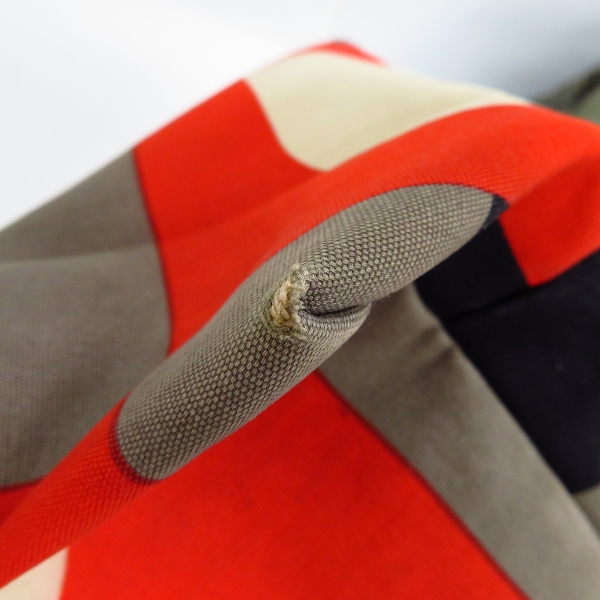 実際に弊社で買取させて頂いたBALLY/バリー レザー 2WAY ショルダーバッグ/キャンバス ハンドバッグ 2点セットの画像 5枚目