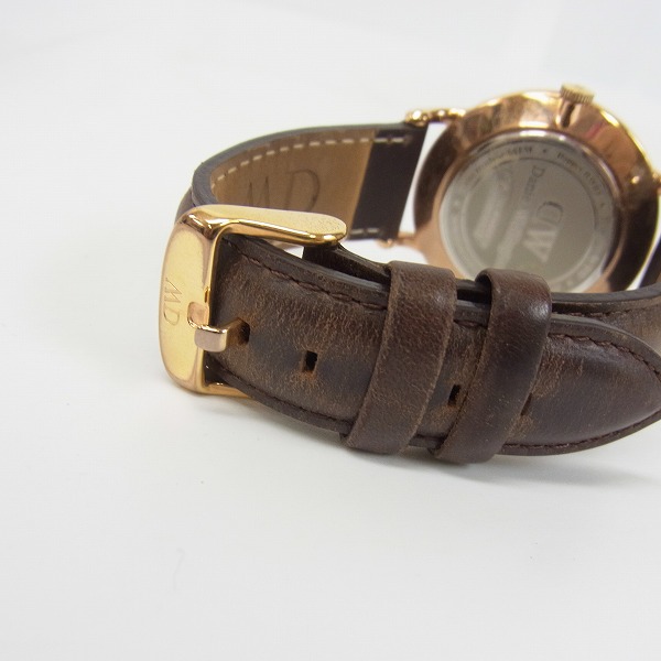 実際に弊社で買取させて頂いたDaniel Wellington/ダニエルウェリントン レザーベルト クォーツ/腕時計/ウォッチ 1103DW 38mmの画像 2枚目