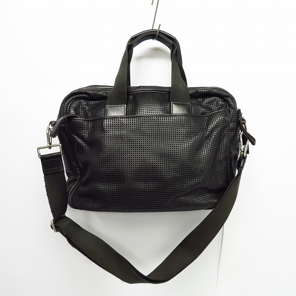 実際に弊社で買取させて頂いたHUGO BOSS/ヒューゴボス 2WAY パンチングレザー ブリーフケース/ビジネスバッグの画像 1枚目