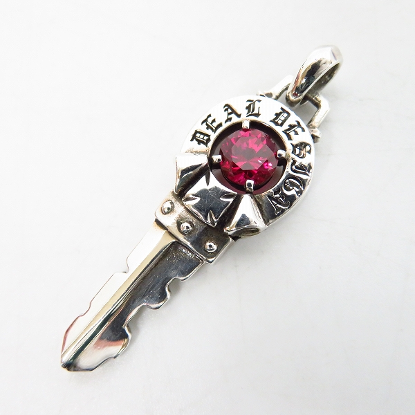 実際に弊社で買取させて頂いたDEAL DESIGN/ディールデザイン キー/鍵デザイン ストーンセットペンダントトップ