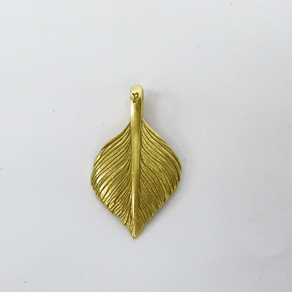 実際に弊社で買取させて頂いたEYEFUNNY/アイファニー ハートフェザー S チャーム/トップ/18KYGの画像 1枚目