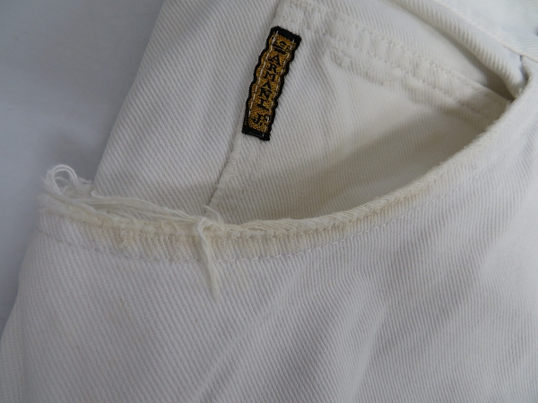 実際に弊社で買取させて頂いたARMANI JEANS/アルマーニジーンズ エンブレムメタル/COMFORT FIT 等 コットン/デニム パンツ 34/38 3点セットの画像 7枚目