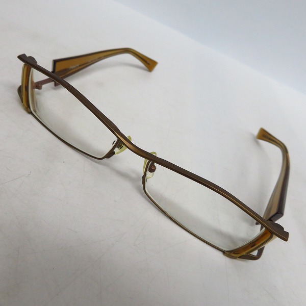実際に弊社で買取させて頂いたLESS THAN HUMAN/レスザンヒューマン 度入り/眼鏡/メガネフレーム Peter.K 9610M