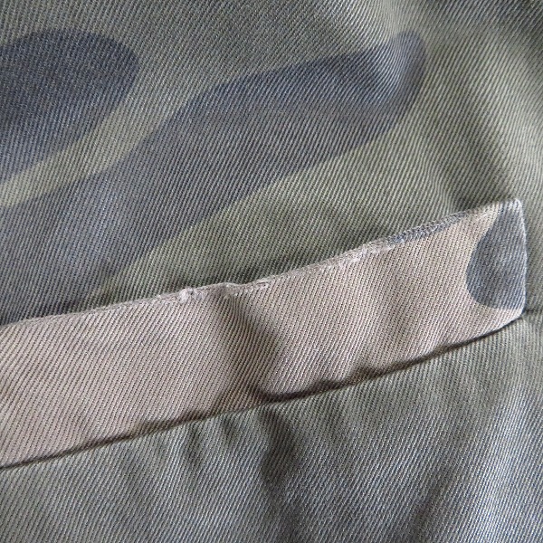 実際に弊社で買取させて頂いたHYDROGEN/ハイドロゲン カモ/迷彩 スカルボタン テーラードジャケット XSの画像 5枚目