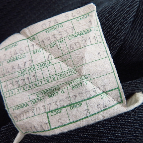 実際に弊社で買取させて頂いたGIORGIO ARMANI/ジョルジオアルマーニ スーツ ジャケット/パンツ セットアップ 54の画像 5枚目