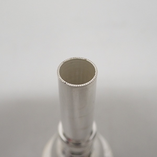 実際に弊社で買取させて頂いたVINCENT BACH/ヴィンセント・バック 24AW YAMAHA/ヤマハ 67C4 チューバ用 マウスピース 2点セットの画像 3枚目