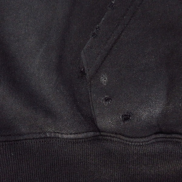 実際に弊社で買取させて頂いたGIVENCHY/ジバンシィ 18AW ヴィンテージ/ダメージ加工 ロゴプリントパーカー BW70513Z0L/Mの画像 7枚目