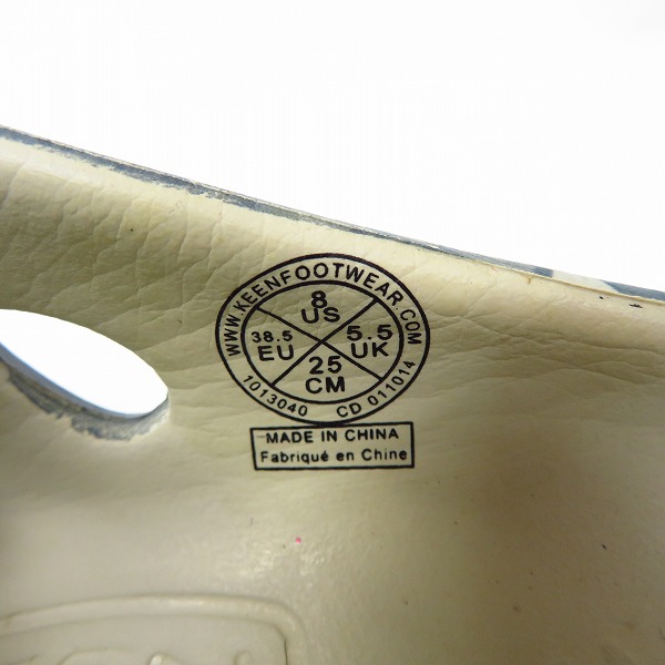 実際に弊社で買取させて頂いたKEEN/キーン YOGUI ARTS/ヨギアーツ 総柄 サンダル/25の画像 5枚目