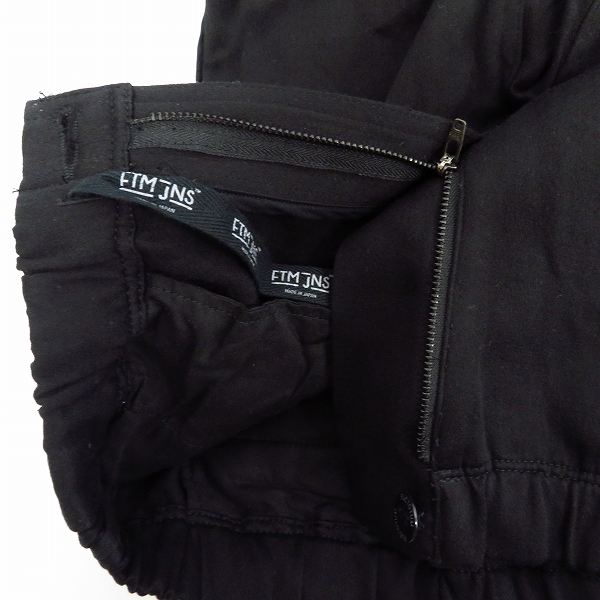 実際に弊社で買取させて頂いたFTMJNS/ファクトタムジーンズ ウール混 イージーパンツ ブラック/46の画像 2枚目