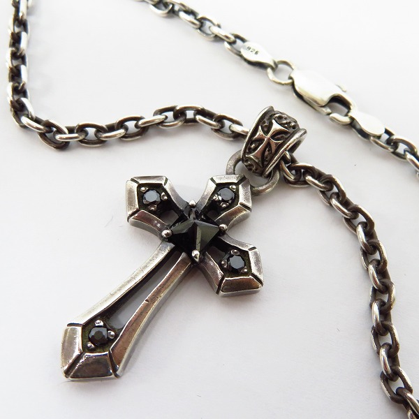 実際に弊社で買取させて頂いたDEALDESIGN/ディールデザイン クロス オニキスペンダント/ネックレスチェーン付き 