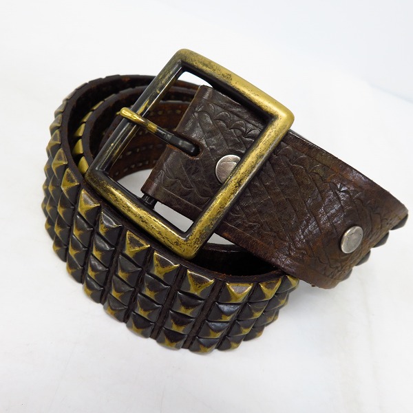 実際に弊社で買取させて頂いたHTC/エイチティーシー ピラミッドスタッズ レザーベルト/90/36