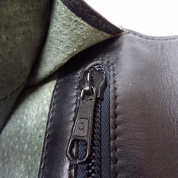 実際に弊社で買取させて頂いたLOEWE/ロエベ レザー フラップ型 ポーチ/クラッチバッグの画像 6枚目