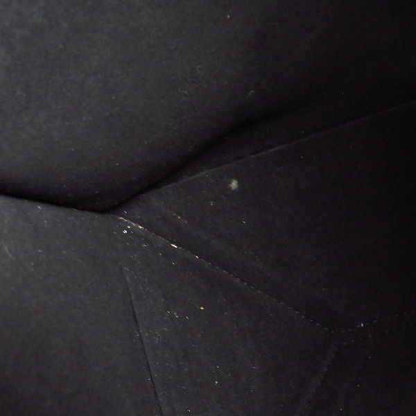 実際に弊社で買取させて頂いたGIVENCHY/ジバンシィ Power of Love North-South Tote Bag トートバッグ の画像 4枚目