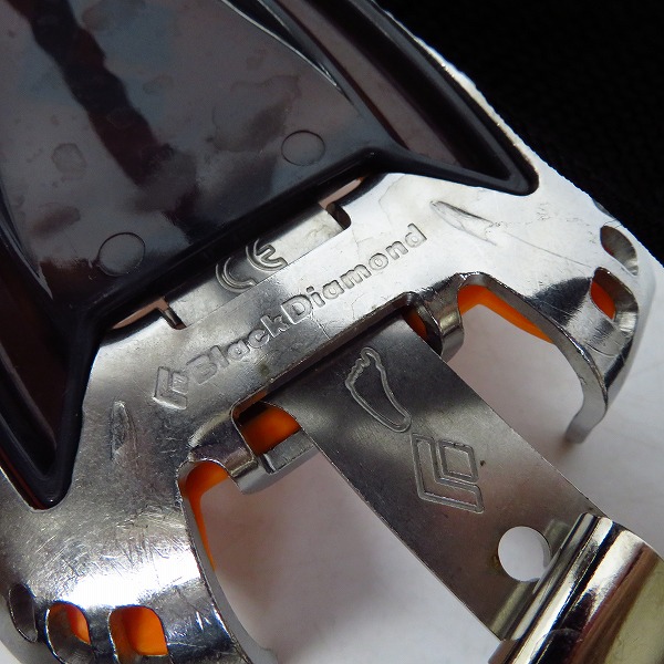 実際に弊社で買取させて頂いたBLACK diamond/ブラックダイヤモンド アイゼン 12本爪 登山 アウトドアの画像 6枚目