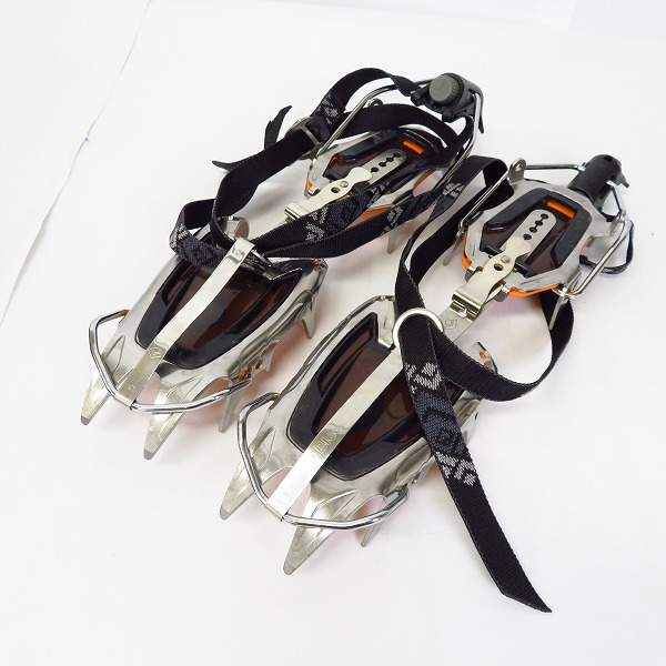 実際に弊社で買取させて頂いたBLACK diamond/ブラックダイヤモンド アイゼン 12本爪 登山 アウトドアの画像 1枚目