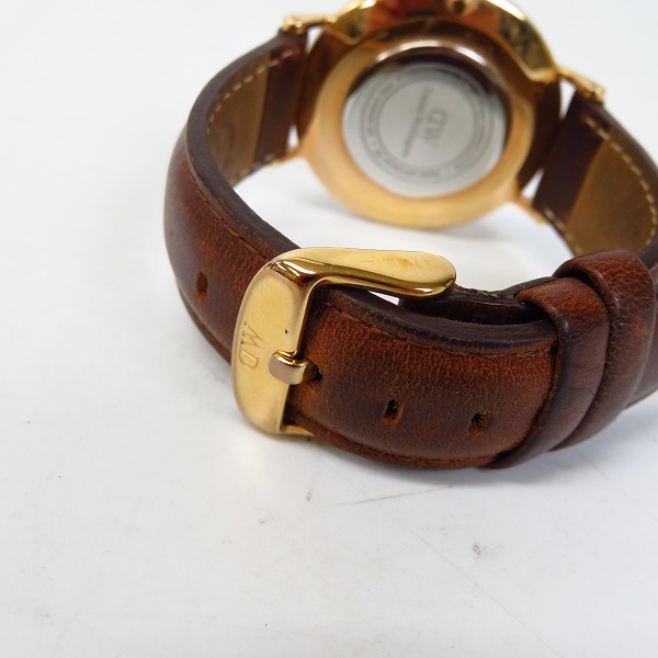 実際に弊社で買取させて頂いたDaniel Wellington/ダニエルウェリントン レザーベルト クォーツ/腕時計 の画像 2枚目