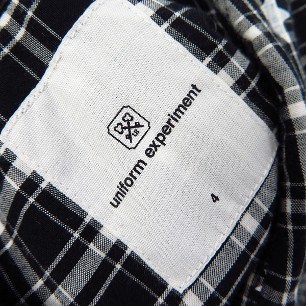 実際に弊社で買取させて頂いたuniform experiment/ユニフォームエクスペリメント ボタンダウン チェックシャツ 星 スター ブラック/4の画像 2枚目