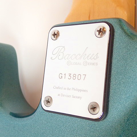 実際に弊社で買取させて頂いた★Bacchus/バッカス Hand Crafted Equipment WOODLINE MODEL ジャズベース タイプ エレキベースの画像 7枚目