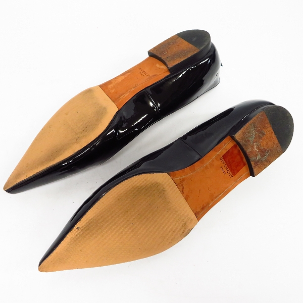 実際に弊社で買取させて頂いたGIVENCHY/ジバンシー エナメル パンプス スタッズ/39の画像 2枚目