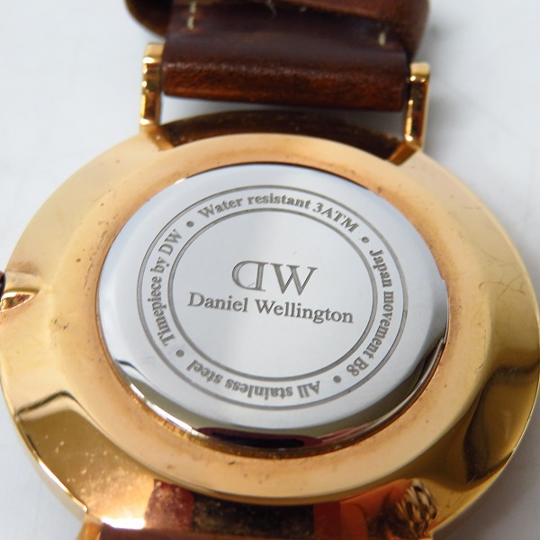 実際に弊社で買取させて頂いたDaniel Wellington/ダニエルウェリントン レザーベルト クォーツ/腕時計 の画像 3枚目
