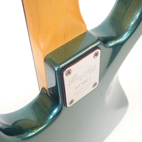 実際に弊社で買取させて頂いた★Bacchus/バッカス Hand Crafted Equipment WOODLINE MODEL ジャズベース タイプ エレキベースの画像 8枚目