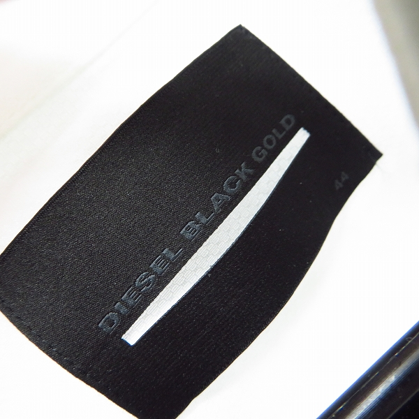 実際に弊社で買取させて頂いたDIESEL BLACK GOLD/ディーゼルブラックゴールド ドレスシャツ/プリーツシャツ 2点セット/44/46の画像 2枚目
